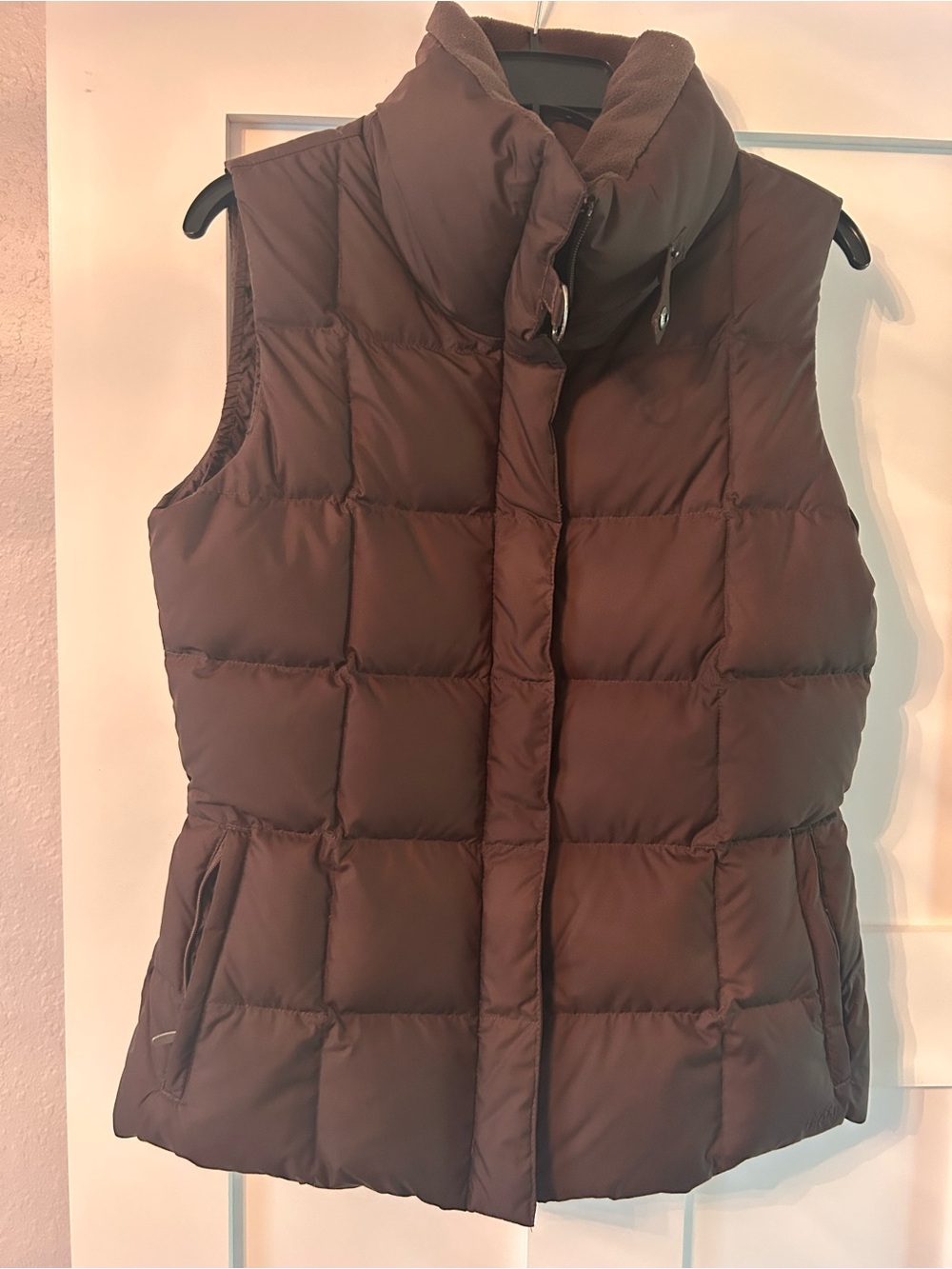 Eddie Bauer Quilted Puffer Vest - Brown